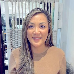 Meet your Posher, Connie